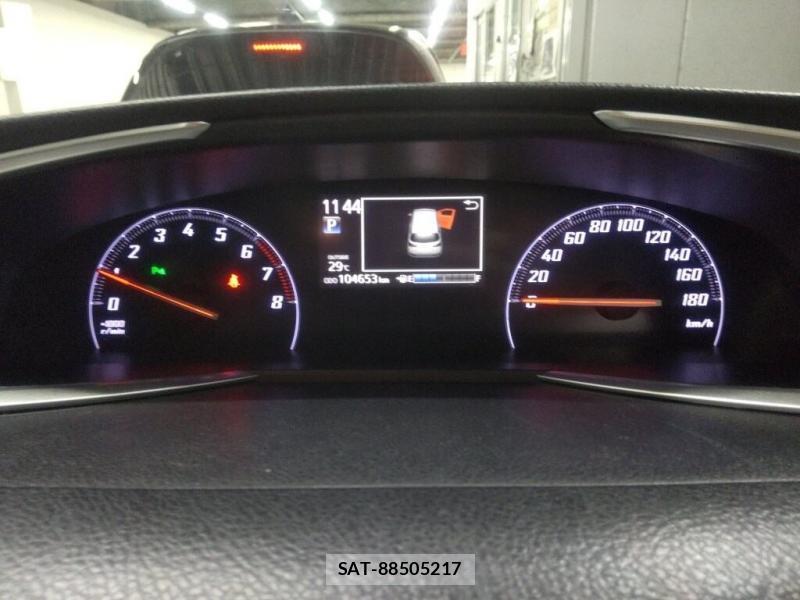 Toyota SIENTA 2019-07 8252487-5