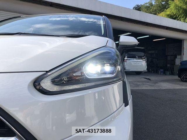Toyota SIENTA 2018-02 8317056-9