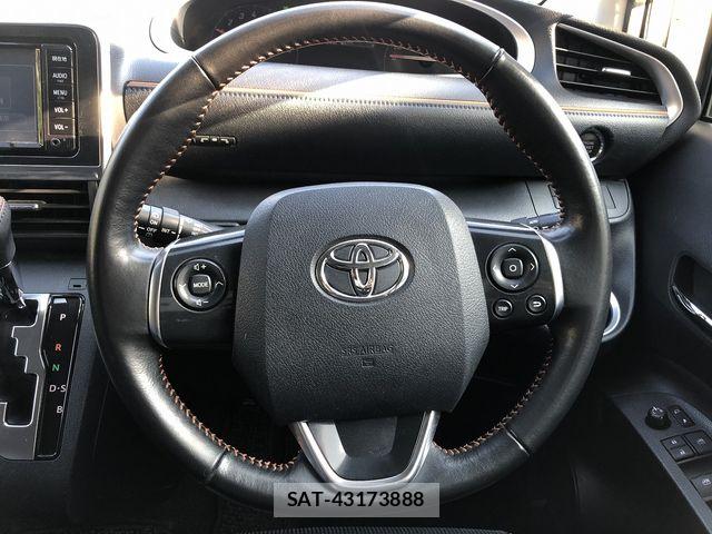 Toyota SIENTA 2018-02 8317056-19