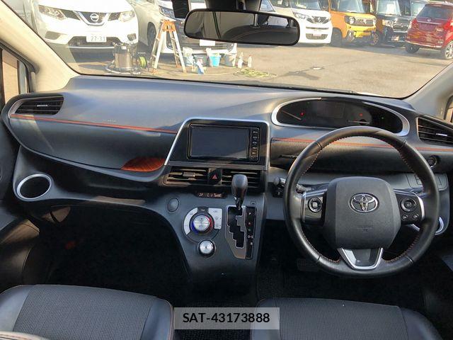 Toyota SIENTA 2018-02 8317056-2