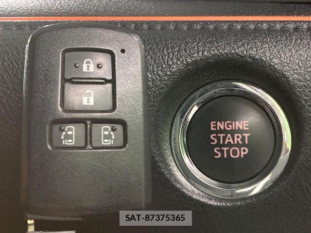 Toyota SIENTA 2019-06 8317048-7