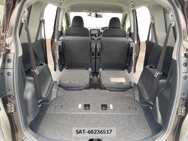 Toyota SIENTA 2017-07 8317063-11