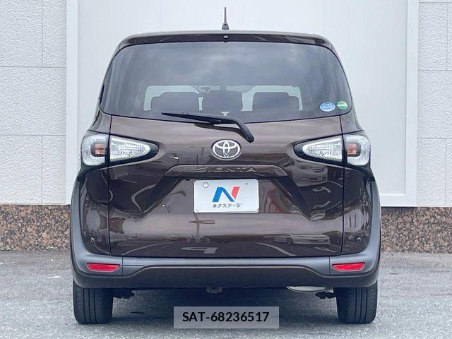 Toyota SIENTA 2017-07 8317063-15