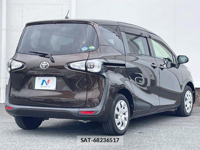 Toyota SIENTA 2017-07 8317063-17
