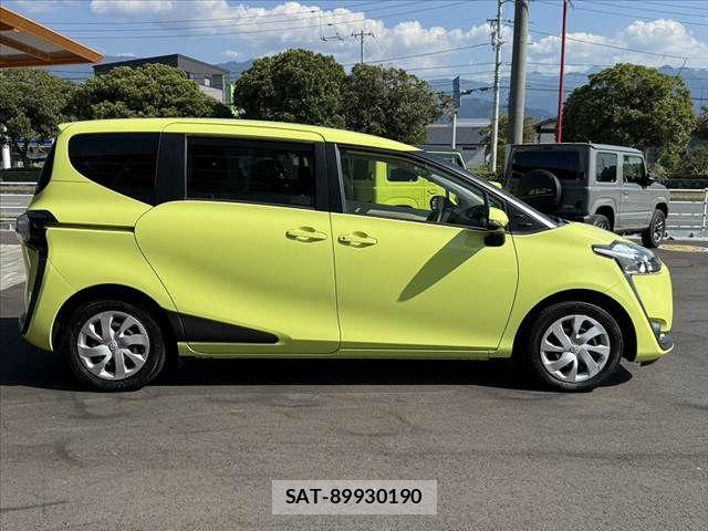 Toyota SIENTA 2016-04 8317061-10