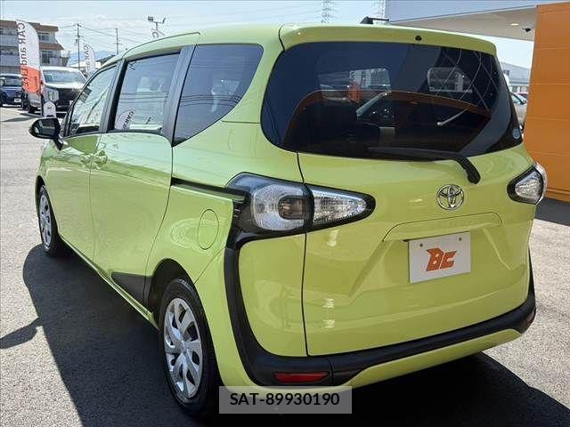 Toyota SIENTA 2016-04 8317061-12
