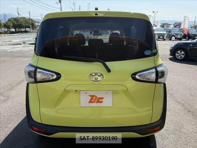 Toyota SIENTA 2016-04 8317061-13