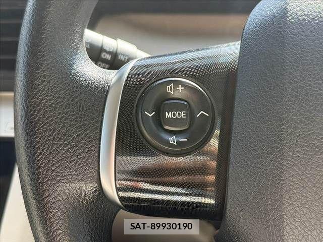 Toyota SIENTA 2016-04 8317061-24
