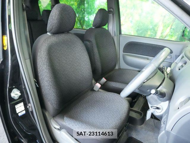 Toyota SIENTA 2012-11 8317068-22