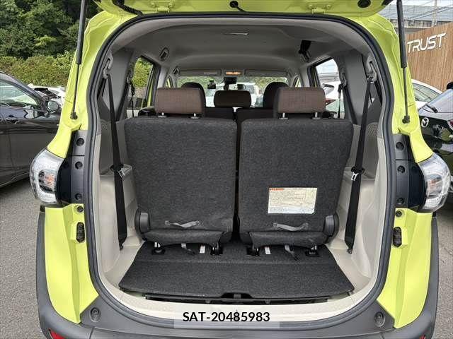 Toyota SIENTA 2016-09 8317059-11