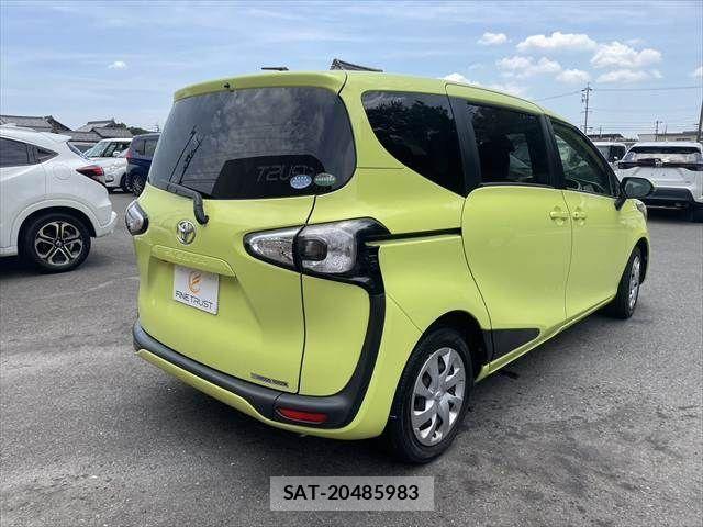 Toyota SIENTA 2016-09 8317059-18