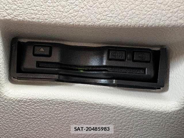 Toyota SIENTA 2016-09 8317059-8