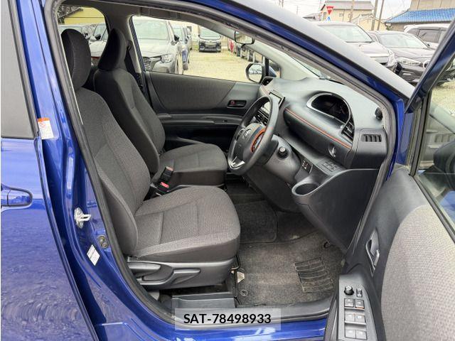 Toyota SIENTA 2022-03 8317057-13