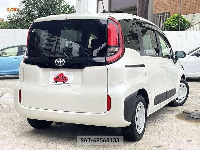 Toyota SIENTA 2023-03 8317037-2