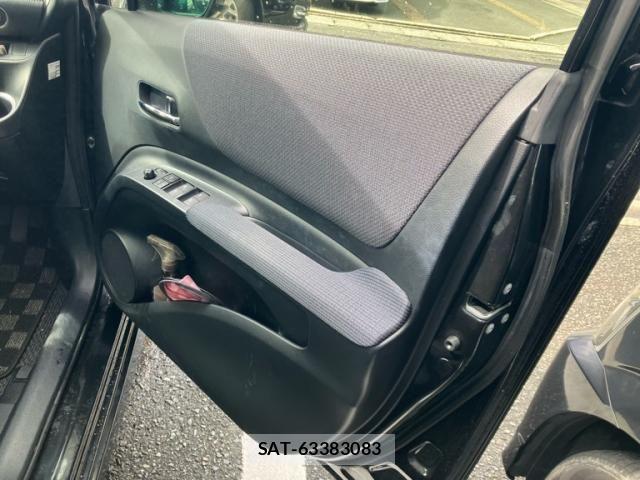 Toyota SIENTA 2016-03 8317060-12