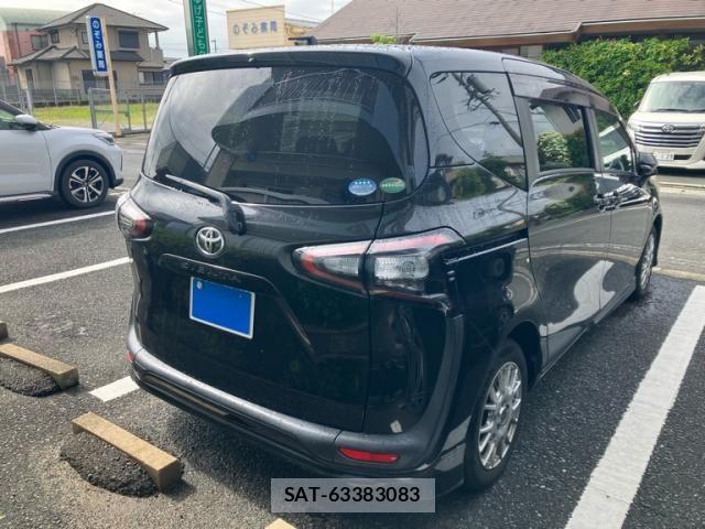 Toyota SIENTA 2016-03 8317060-3