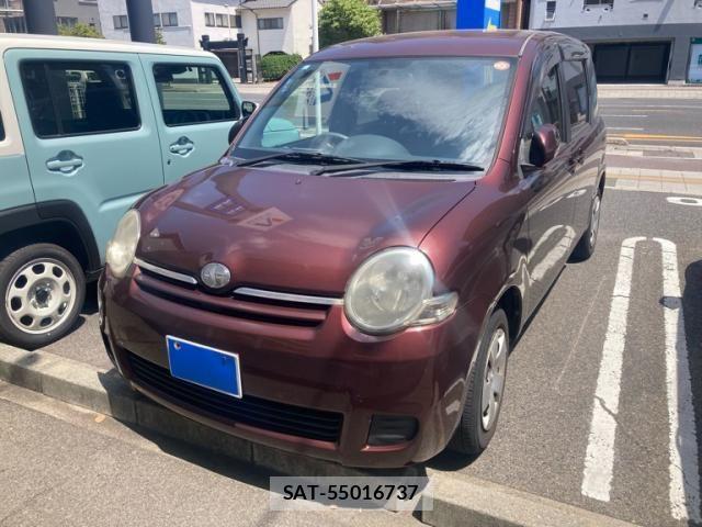 Toyota SIENTA 2011-10 8317070-0