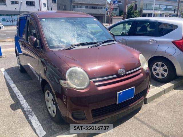 Toyota SIENTA 2011-10 8317070-1