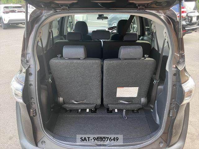 Toyota SIENTA 2017-03 8317065-14