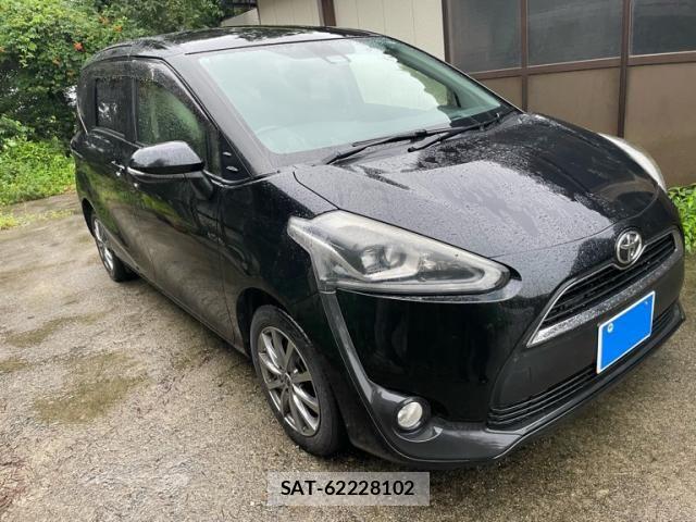 Toyota SIENTA 2017-10 8317067-1