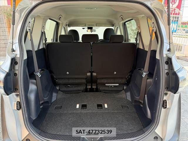 Toyota SIENTA 2016-01 8317062-21