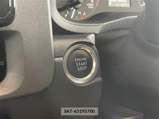 Toyota SIENTA 2024-06 8317053-12