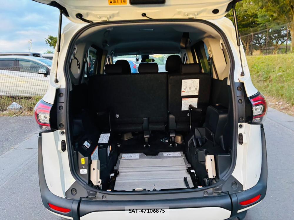 Toyota SIENTA 2019/09 8173297-24