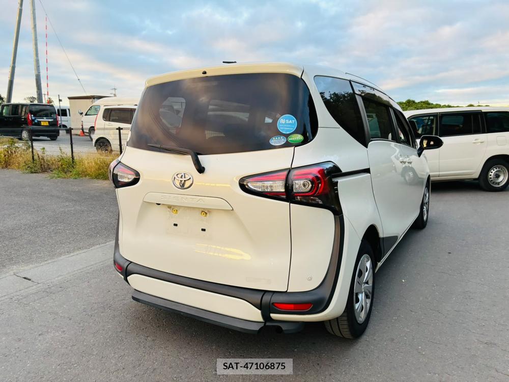 Toyota SIENTA 2019/09 8173297-4