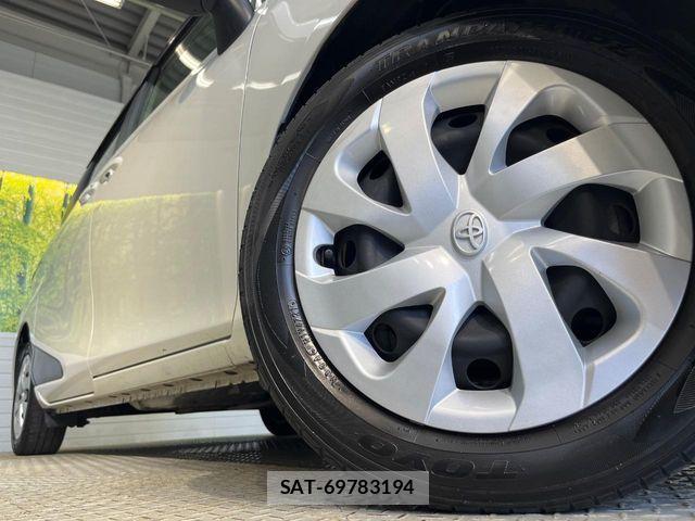 Toyota SIENTA 2017-06 8317058-13