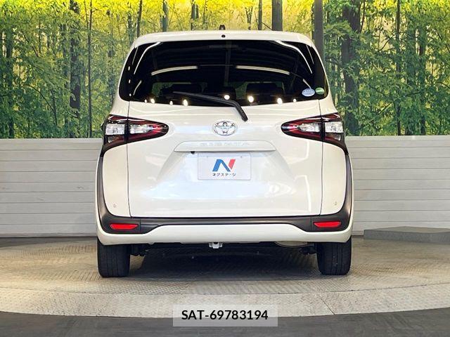 Toyota SIENTA 2017-06 8317058-15