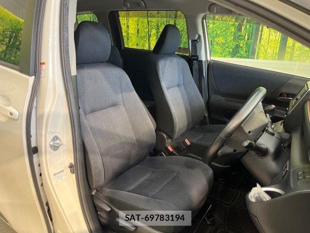 Toyota SIENTA 2017-06 8317058-7