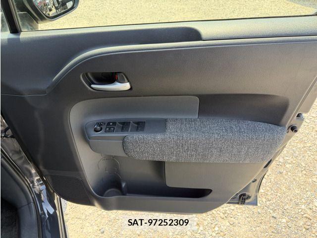 Toyota SIENTA 2023-01 8317039-14