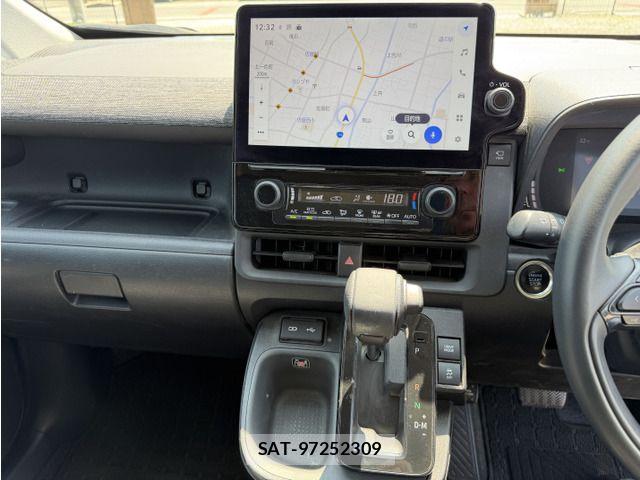 Toyota SIENTA 2023-01 8317039-18