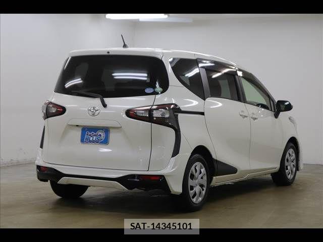 Toyota SIENTA 2018-05 8317055-18