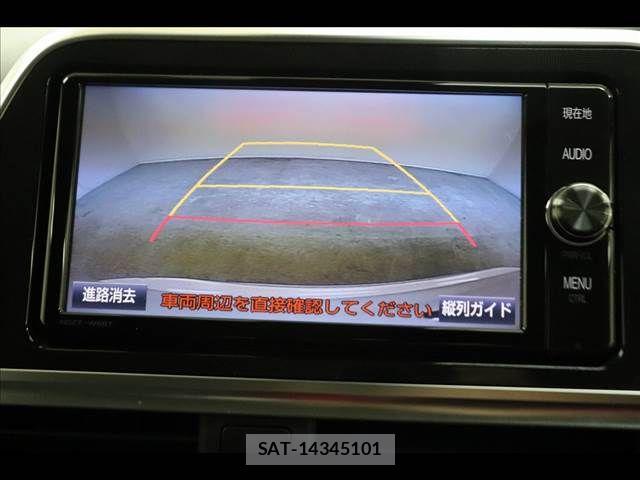 Toyota SIENTA 2018-05 8317055-2