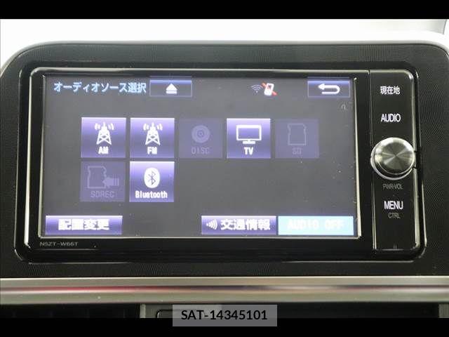 Toyota SIENTA 2018-05 8317055-29
