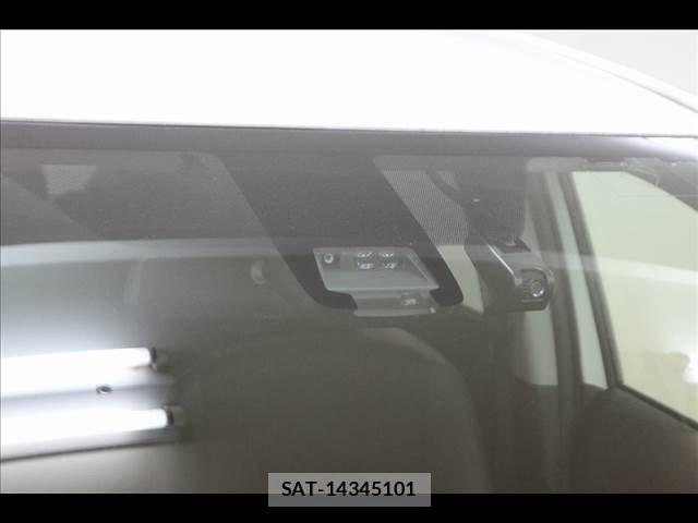 Toyota SIENTA 2018-05 8317055-7
