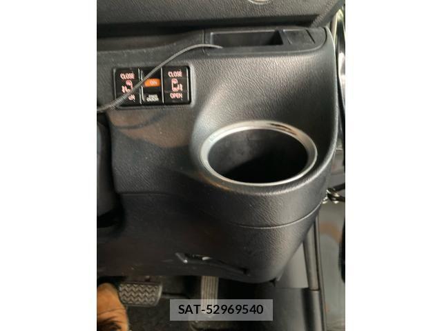 Toyota SIENTA 2015-09 8317071-14