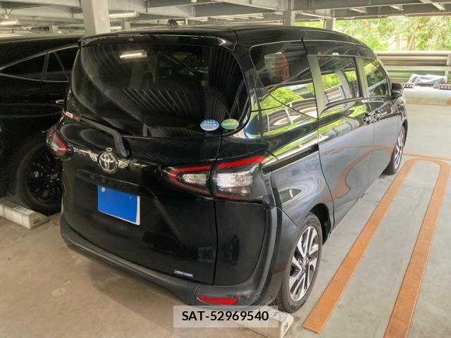 Toyota SIENTA 2015-09 8317071-1