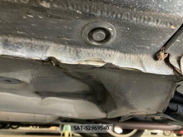 Toyota SIENTA 2015-09 8317071-21