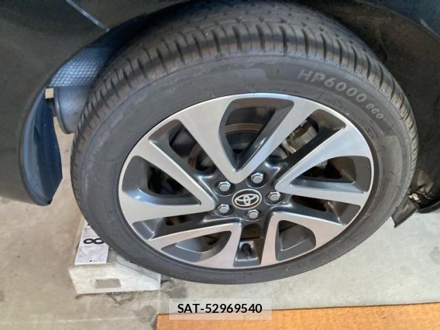 Toyota SIENTA 2015-09 8317071-5
