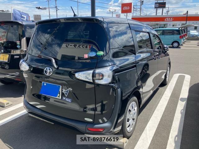 Toyota SIENTA 2018-02 8317066-10