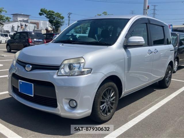 Toyota SIENTA 2013-09 8337864-0