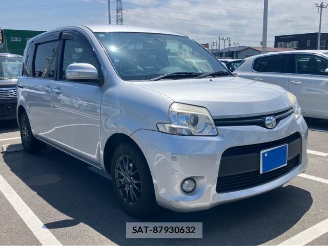 Toyota SIENTA 2013-09 8337864-2