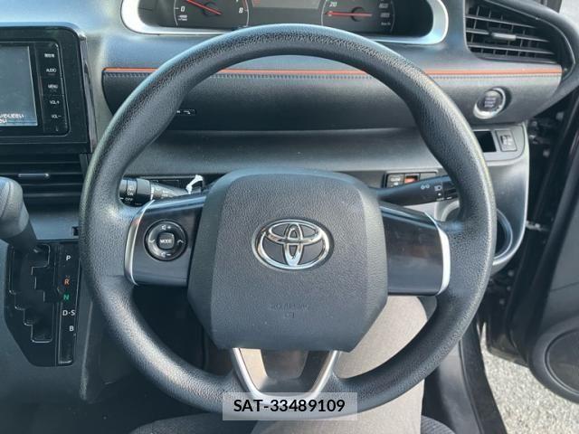 Toyota SIENTA 2015-08 8337861-18