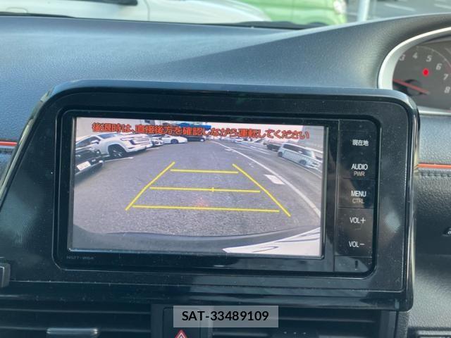 Toyota SIENTA 2015-08 8337861-20