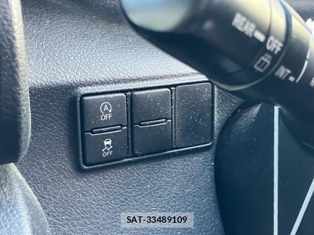 Toyota SIENTA 2015-08 8337861-25
