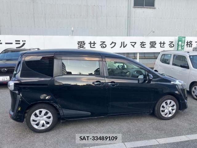 Toyota SIENTA 2015-08 8337861-3