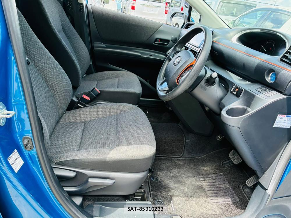 Toyota SIENTA 2019-06 8162556-11