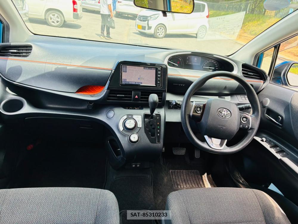 Toyota SIENTA 2019-06 8162556-12
